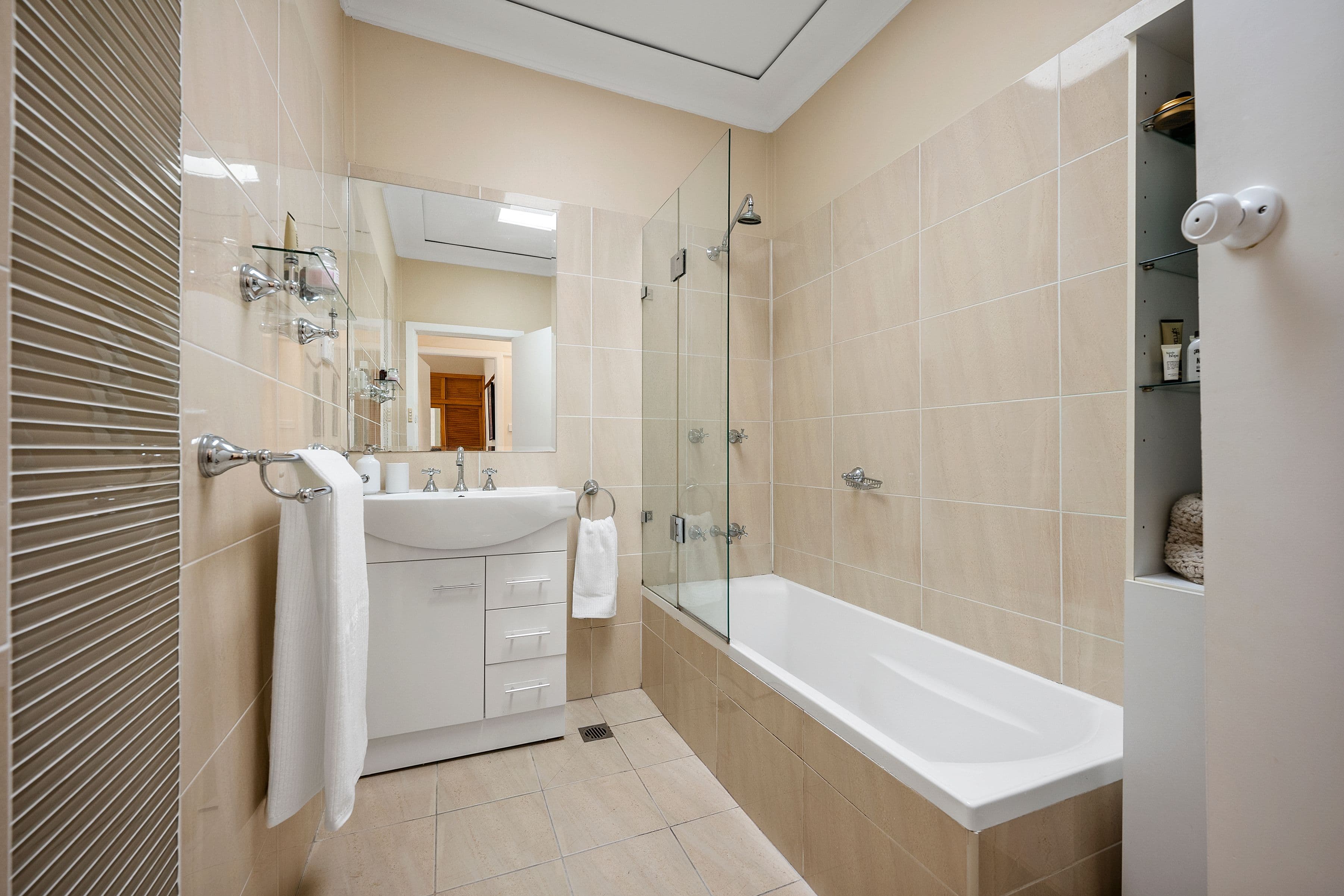 2/15 Ku-Ring-Gai Chase Road, Mount Colah NSW 2079, Mount Colah - Thumbnail 7