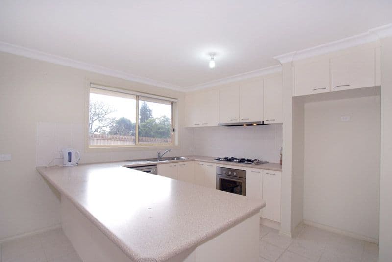 10 Basin Court, THE BASIN VIC 3154, The Basin - Thumbnail 4