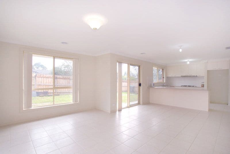 10 Basin Court, THE BASIN VIC 3154, The Basin - Thumbnail 6