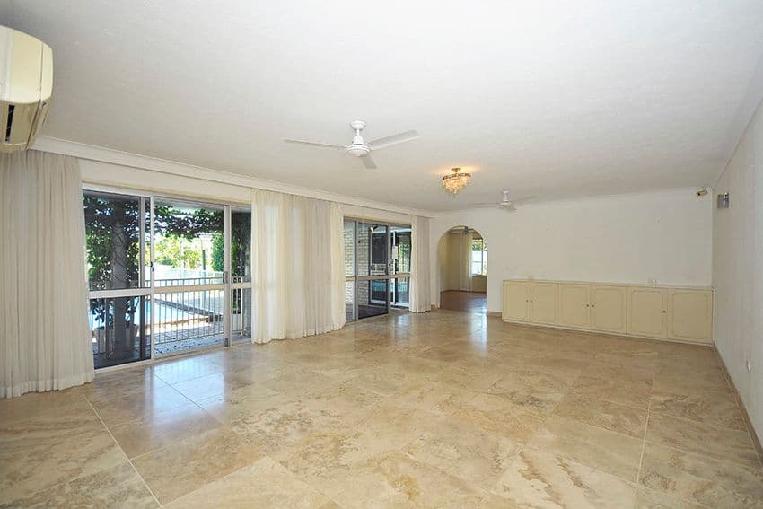 58 River Crescent, Broadbeach Waters QLD 4218, Broadbeach Waters - Thumbnail 2