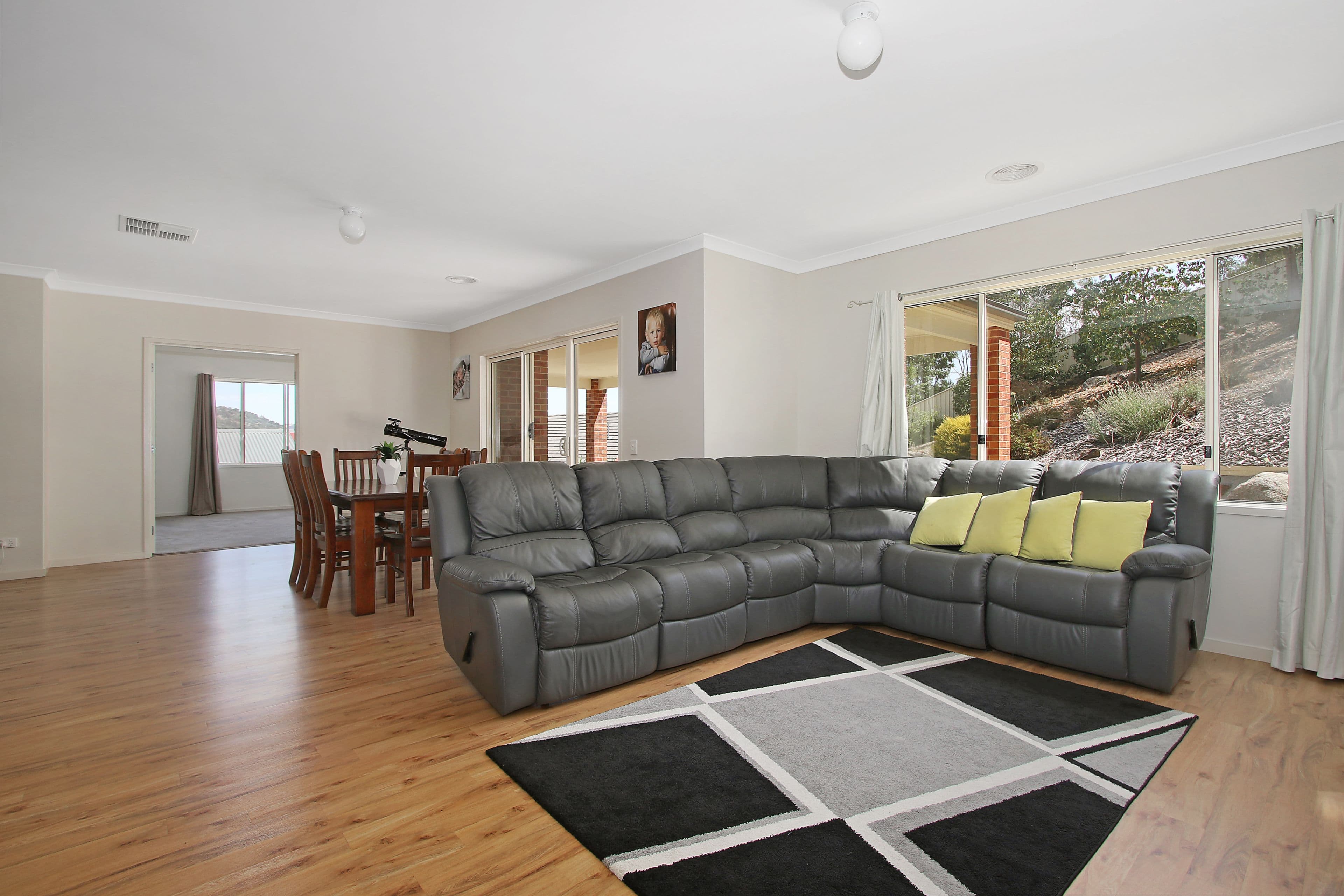 22 Donnington Drive, Wodonga VIC 3690, Wodonga - Thumbnail 4