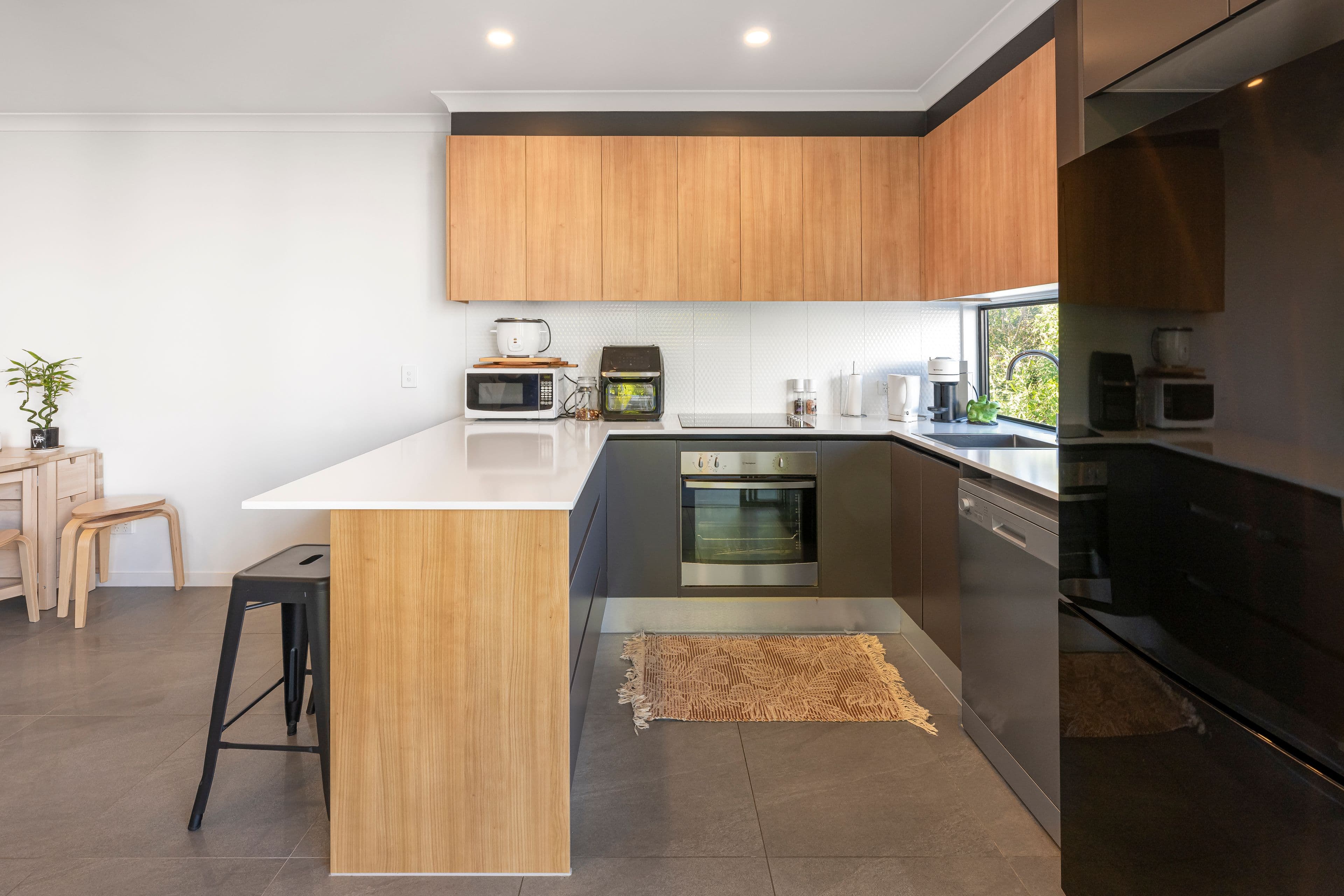 12 Victory Street, Zillmere QLD 4034, Zillmere - Thumbnail 2