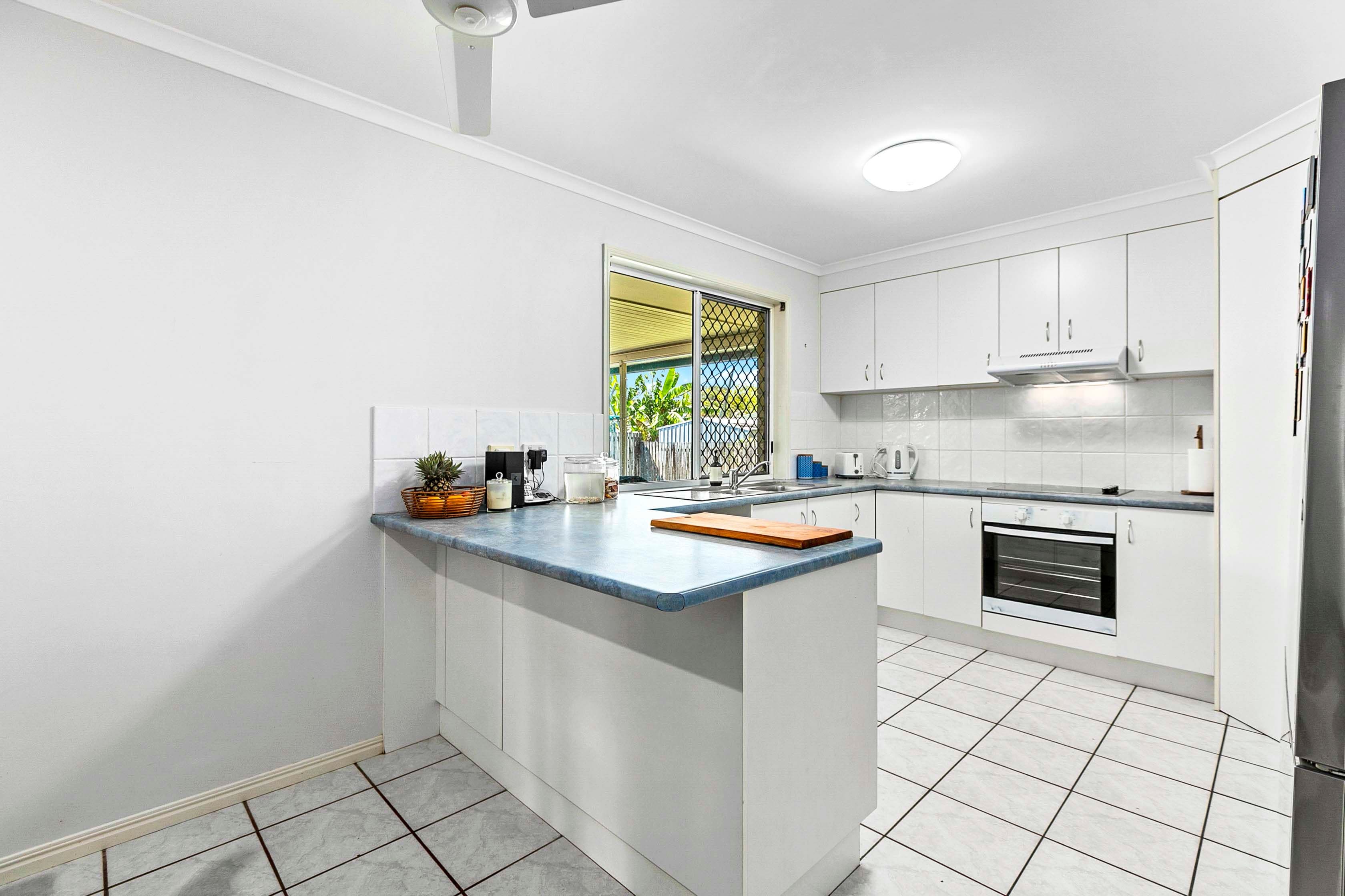 14 Ivybird Court, Torquay QLD 4655, Torquay - Thumbnail 3