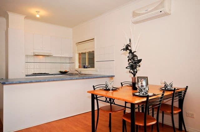 4 ROSEWOOD Place, CHIRNSIDE PARK VIC 3116, Chirnside Park - Thumbnail 4