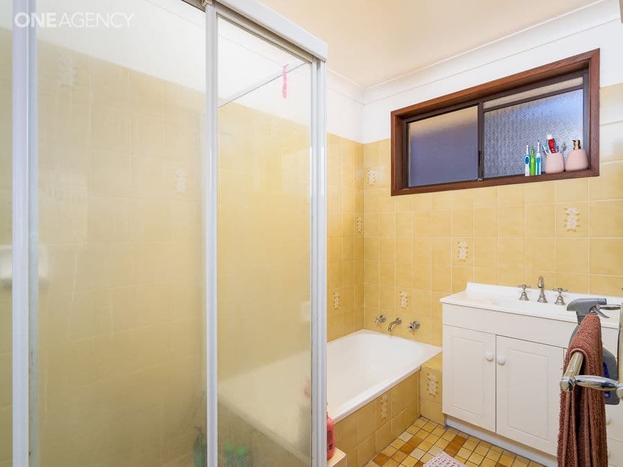 29 Goborra Street, Glenfield Park, Glenfield Park - Thumbnail 6