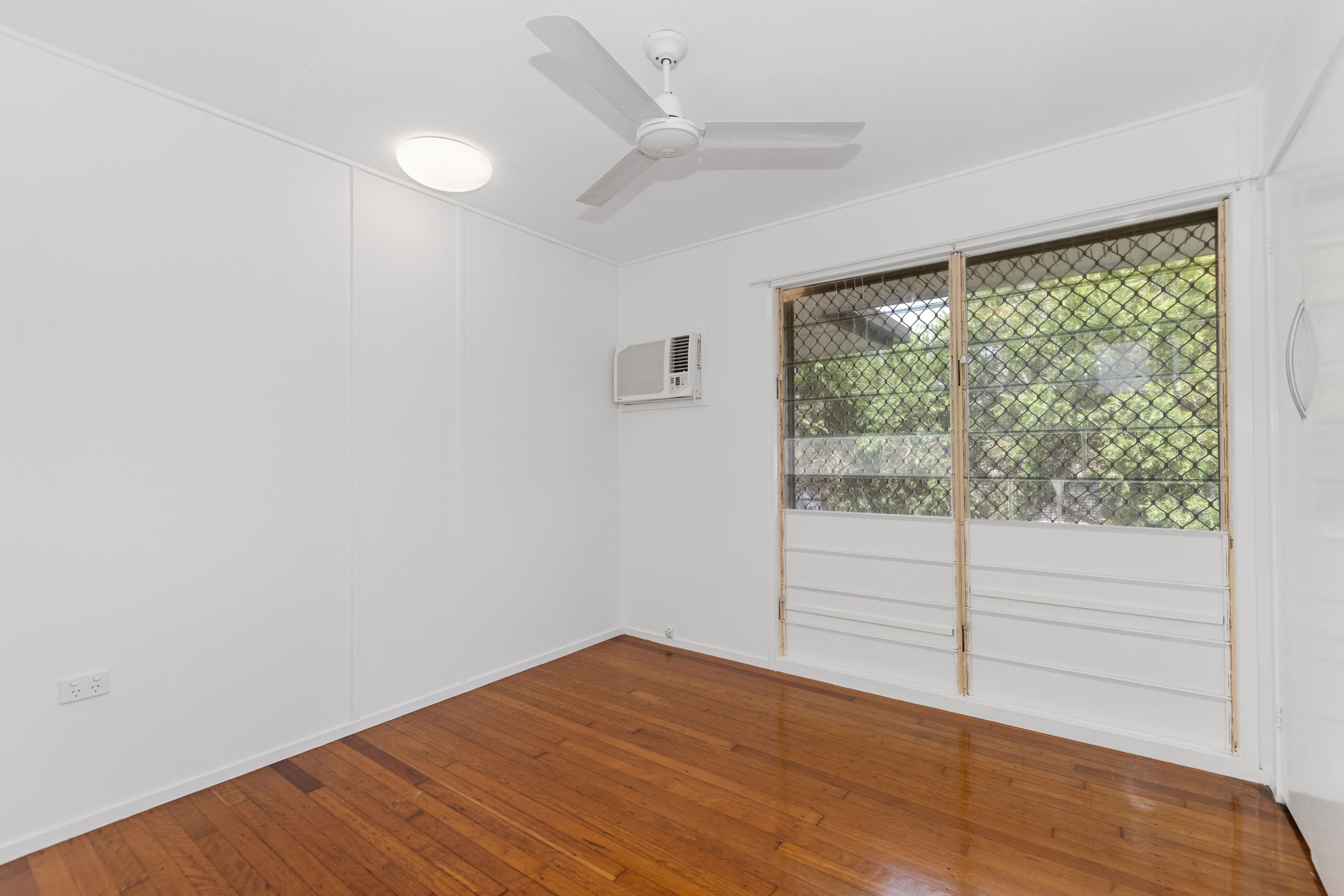 9 Hutchins Street, Heatley QLD 4814, Heatley - Thumbnail 8