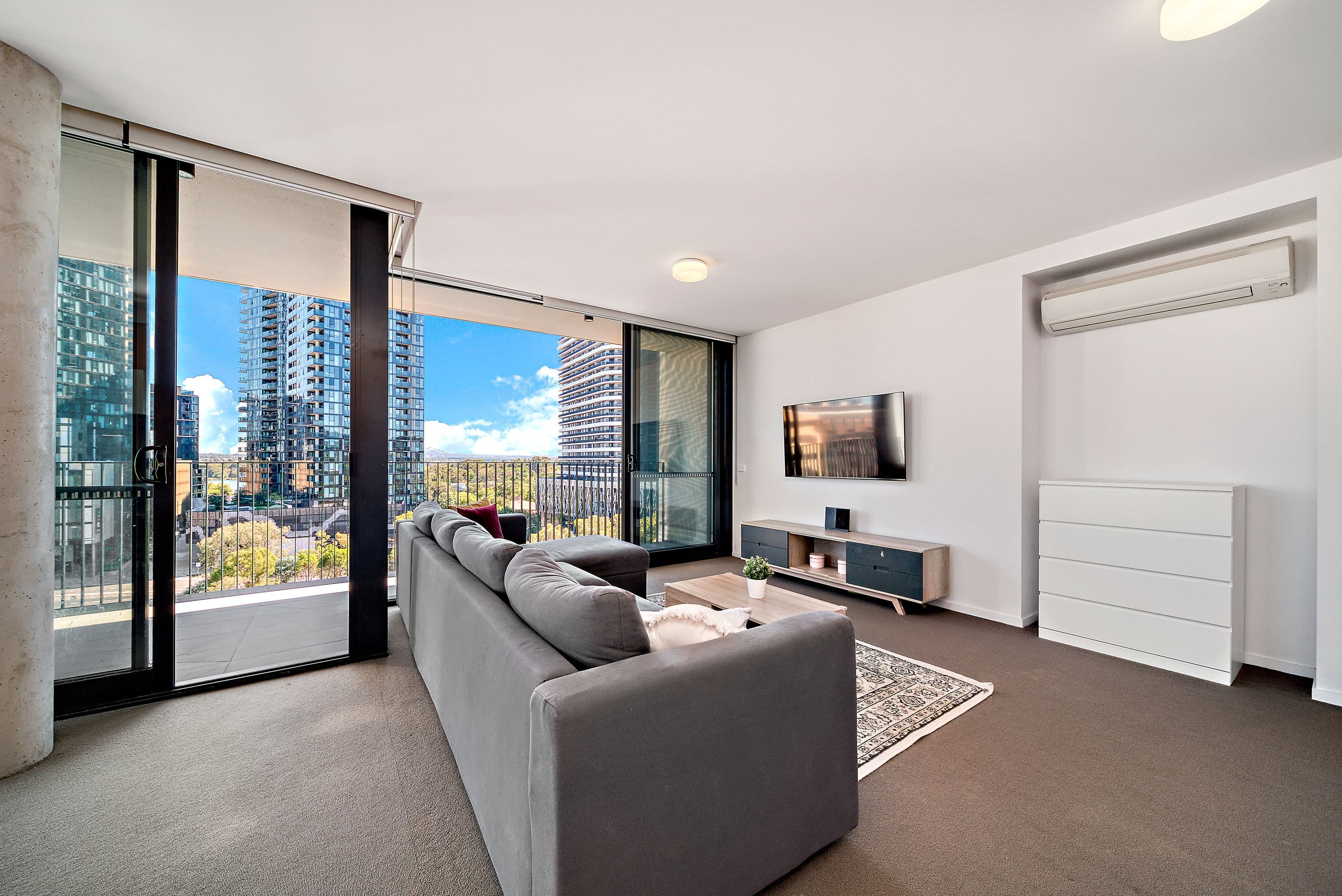 8 Veryard Lane, Belconnen ACT 2617, Belconnen - Thumbnail 2