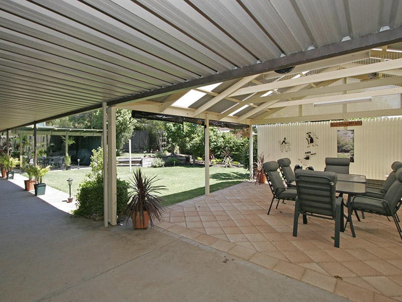 9 Sandhurst Avenue, Noarlunga Downs - Thumbnail 2