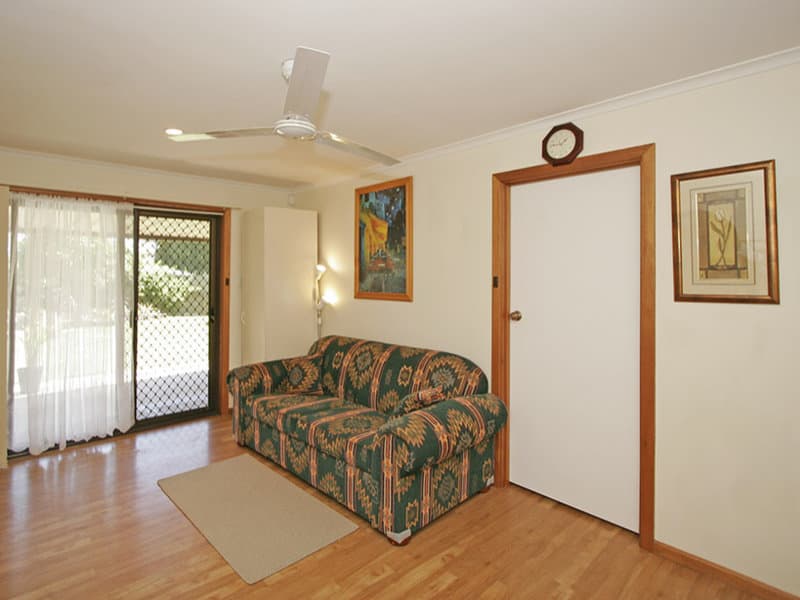 9 Sandhurst Avenue, Noarlunga Downs - Thumbnail 7