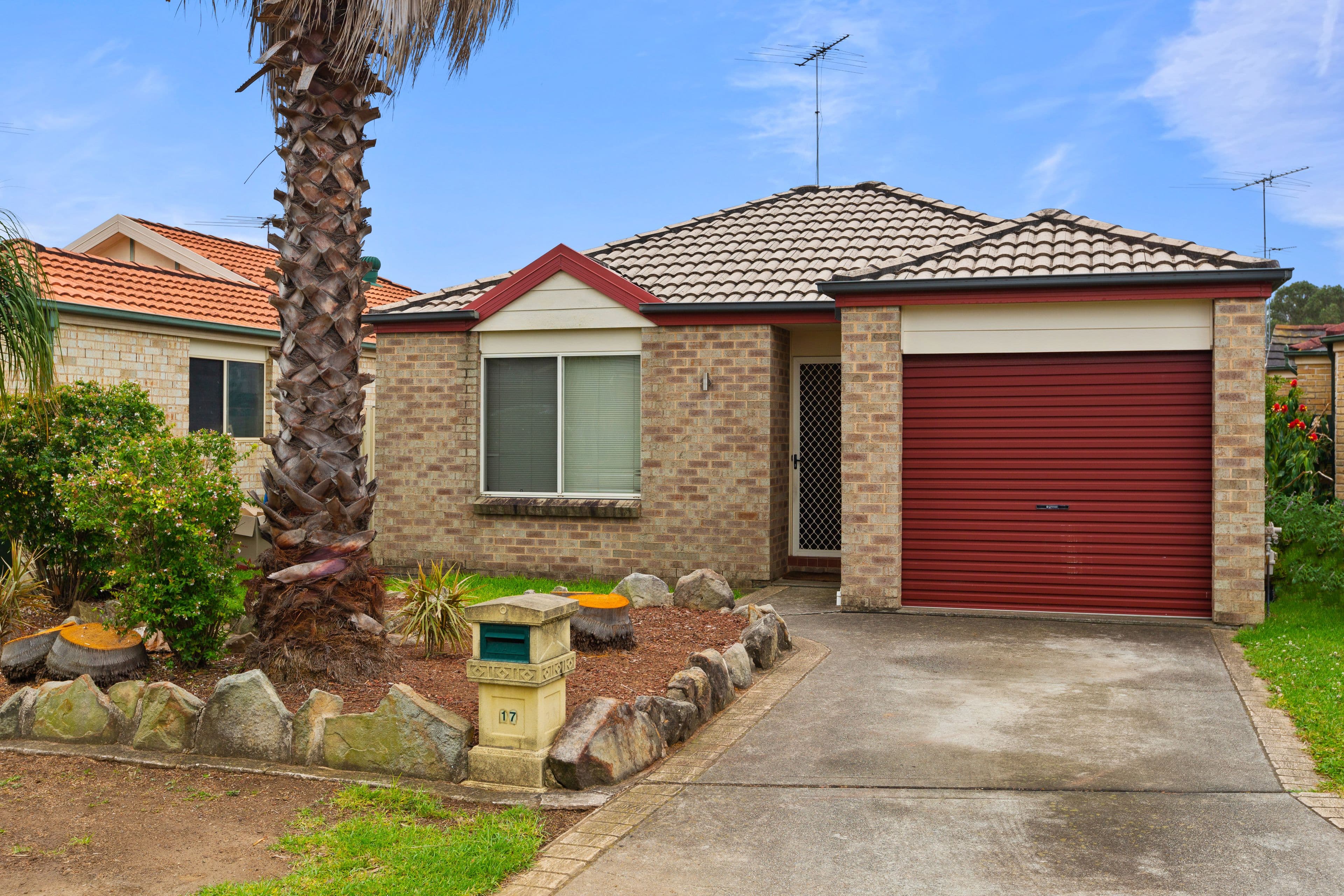 17 Arbour Grove, Quakers Hill NSW 2763, Quakers Hill - Image 1