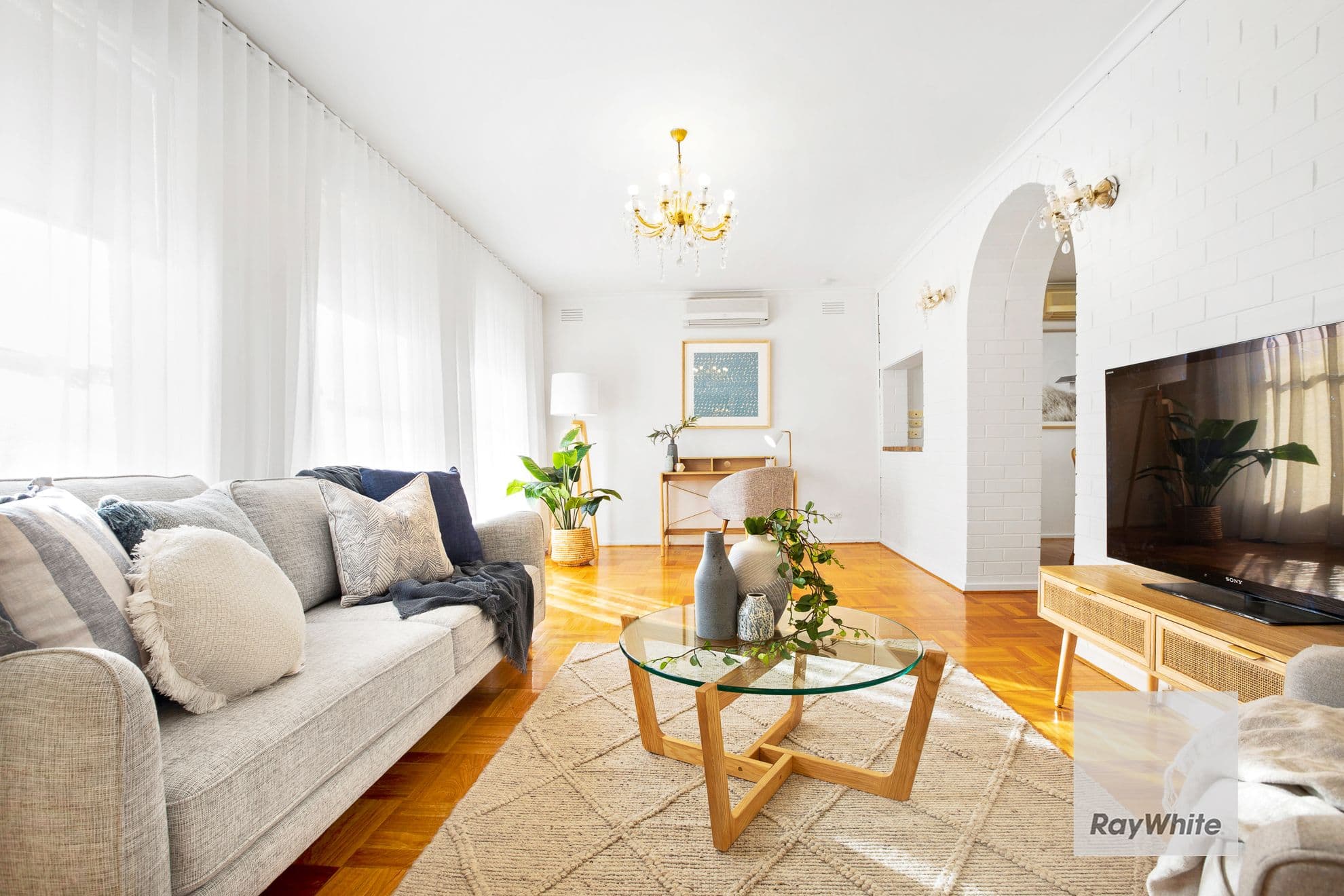 8 Oakwood Road, Albanvale VIC 3021, Albanvale - Thumbnail 3