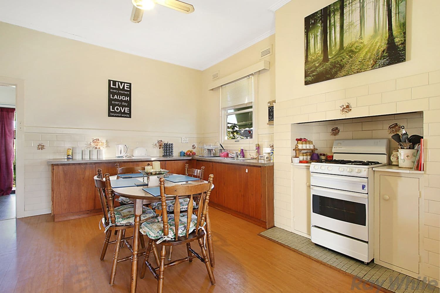 123 Cowan Street, Benalla VIC 3672, Benalla - Thumbnail 3