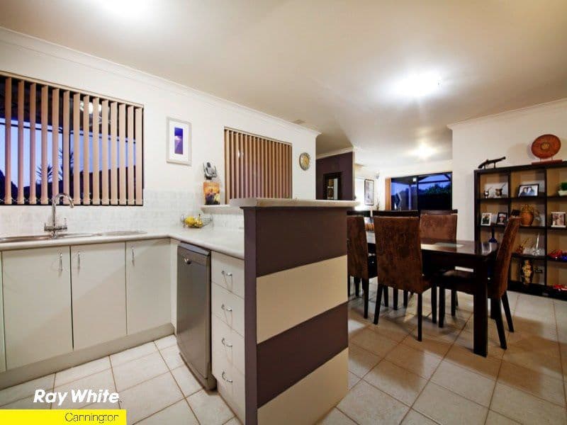 7 Lester Drive, THORNLIE WA 6108, Thornlie - Thumbnail 5