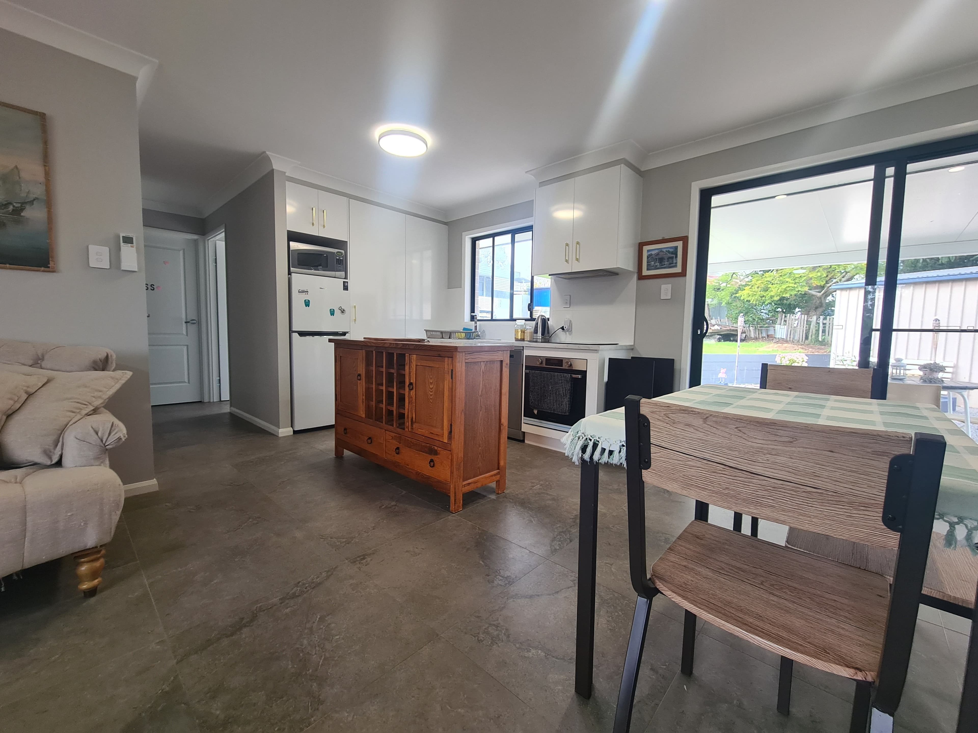 6 Garrett Street, Haden QLD 4353, Haden - Thumbnail 2
