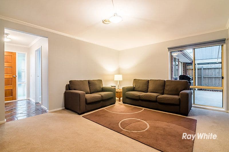 16 McGuigan Drive, Cranbourne West VIC 3977, Cranbourne West - Thumbnail 7