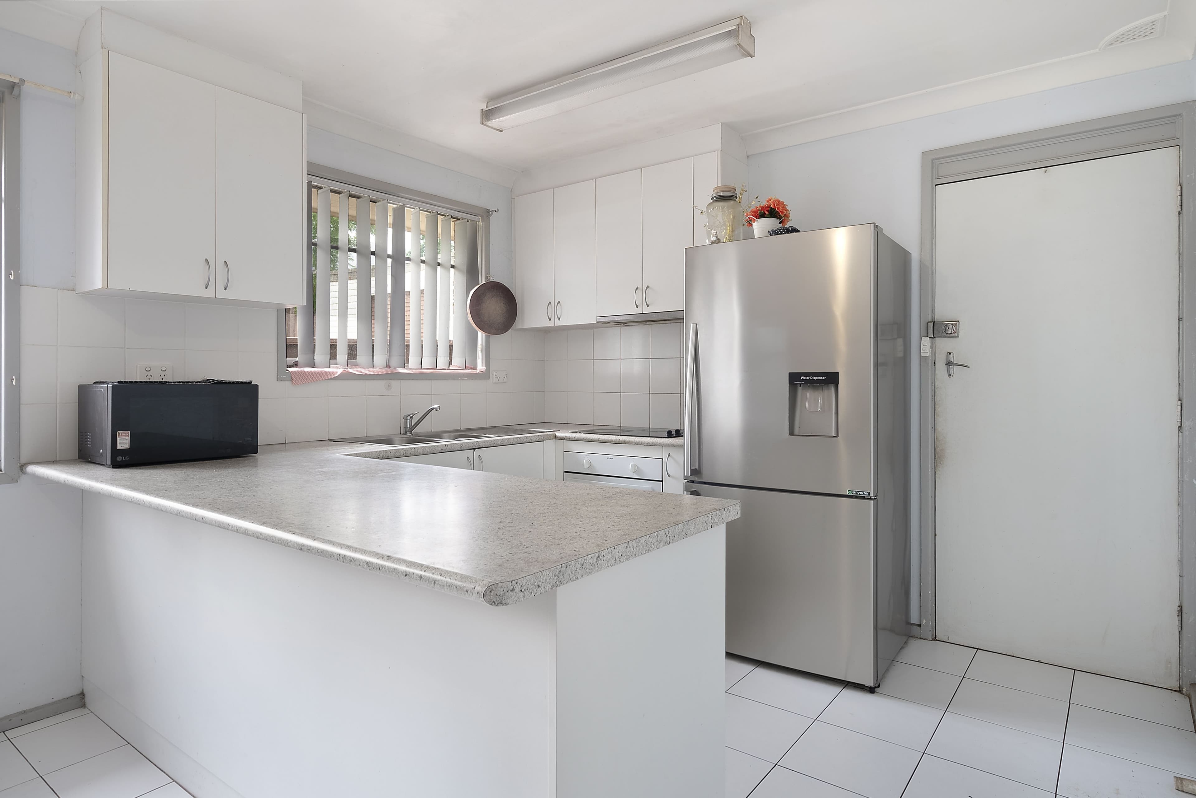 97 Macquarie Avenue, Campbelltown NSW 2560, Campbelltown - Thumbnail 4