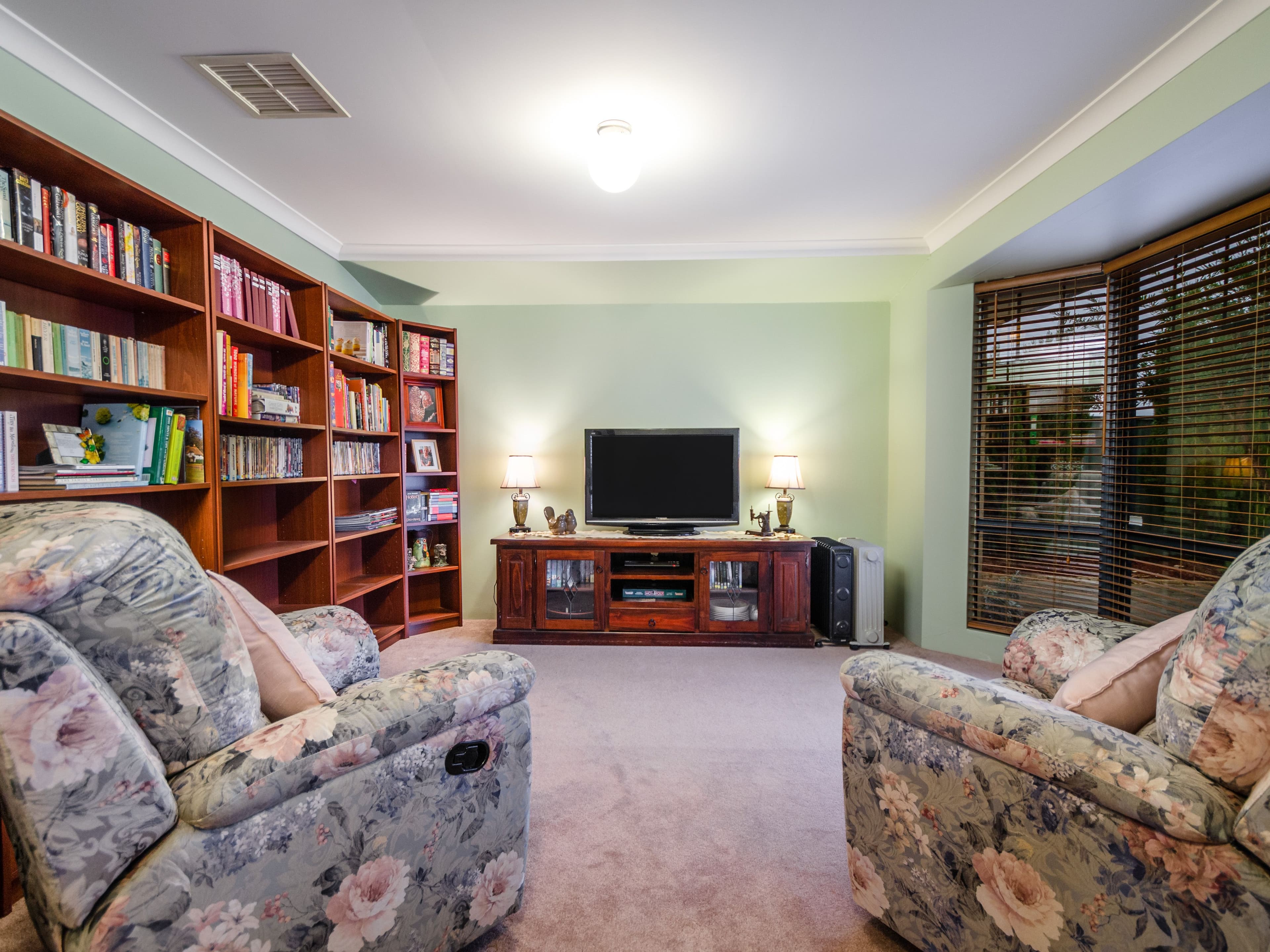 6 Sierra Nevada Ridge, Merriwa WA 6030, Merriwa - Thumbnail 4