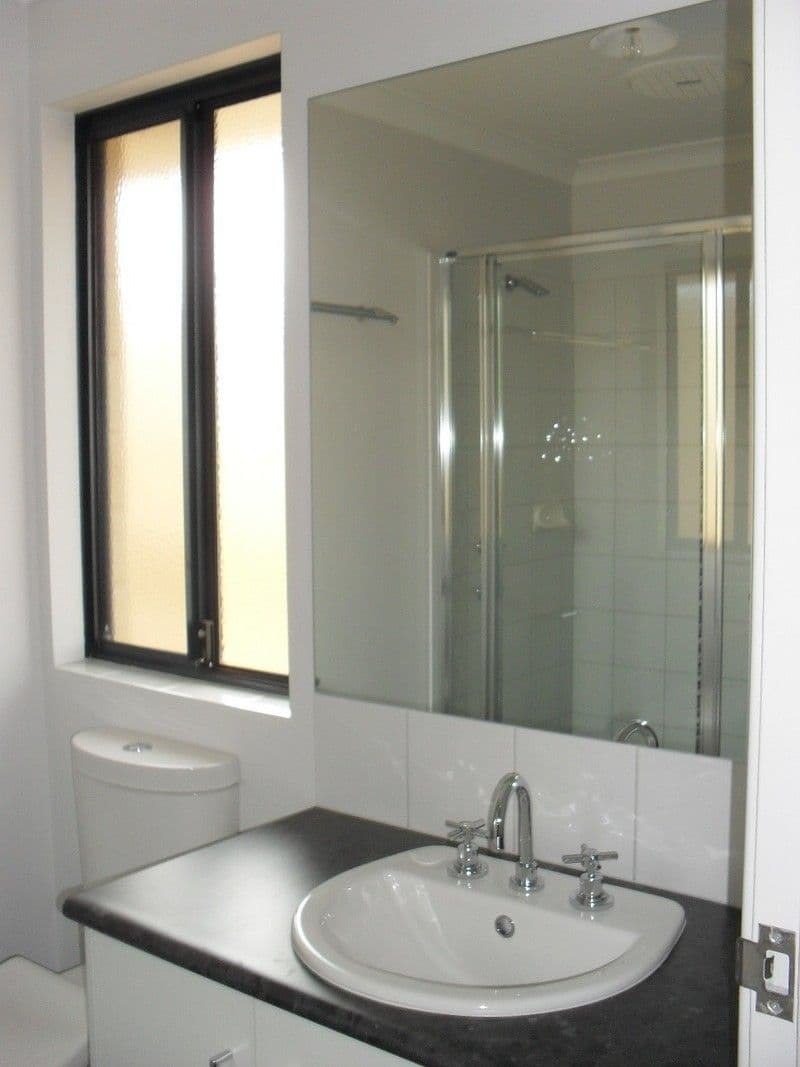 8 Fintown Street, UTAKARRA WA 6530, Utakarra - Thumbnail 2