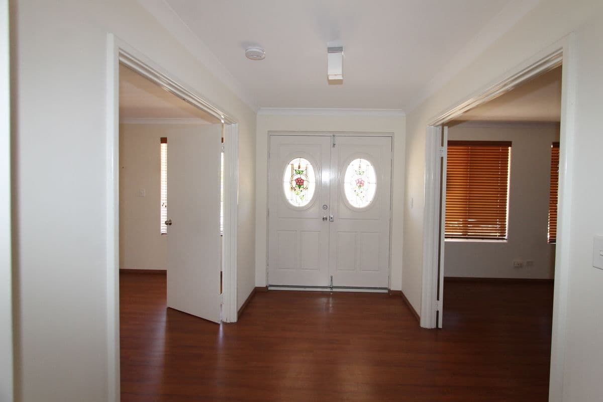 29 Pirianda Way, Aveley WA 6069, Aveley - Thumbnail 3