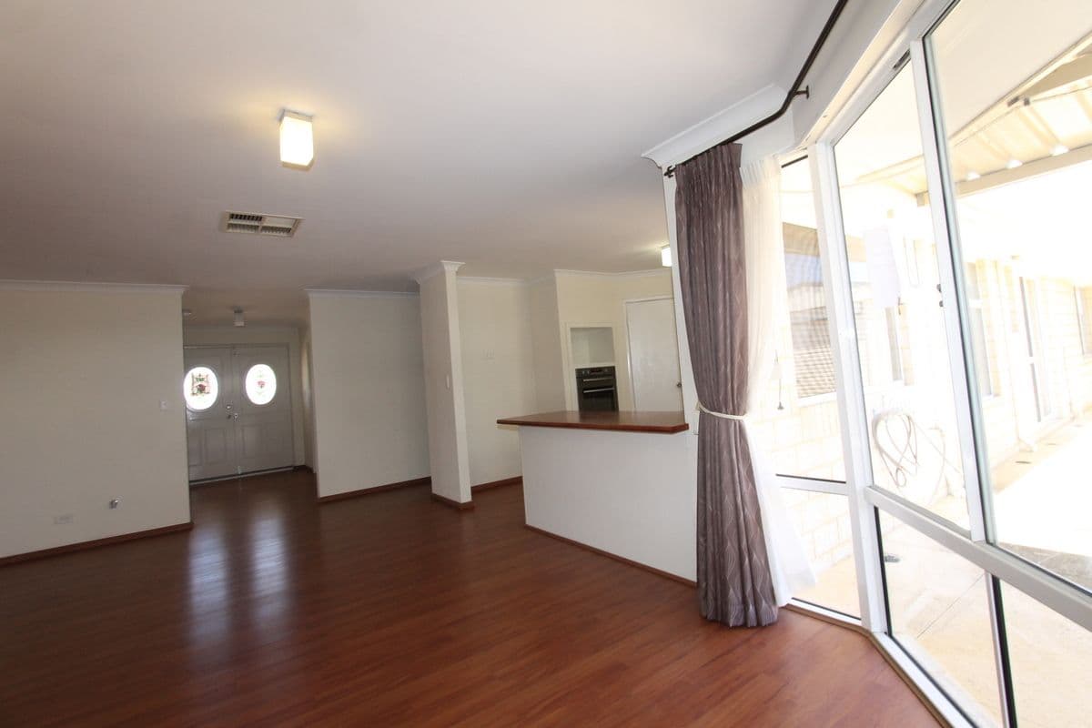 29 Pirianda Way, Aveley WA 6069, Aveley - Thumbnail 7