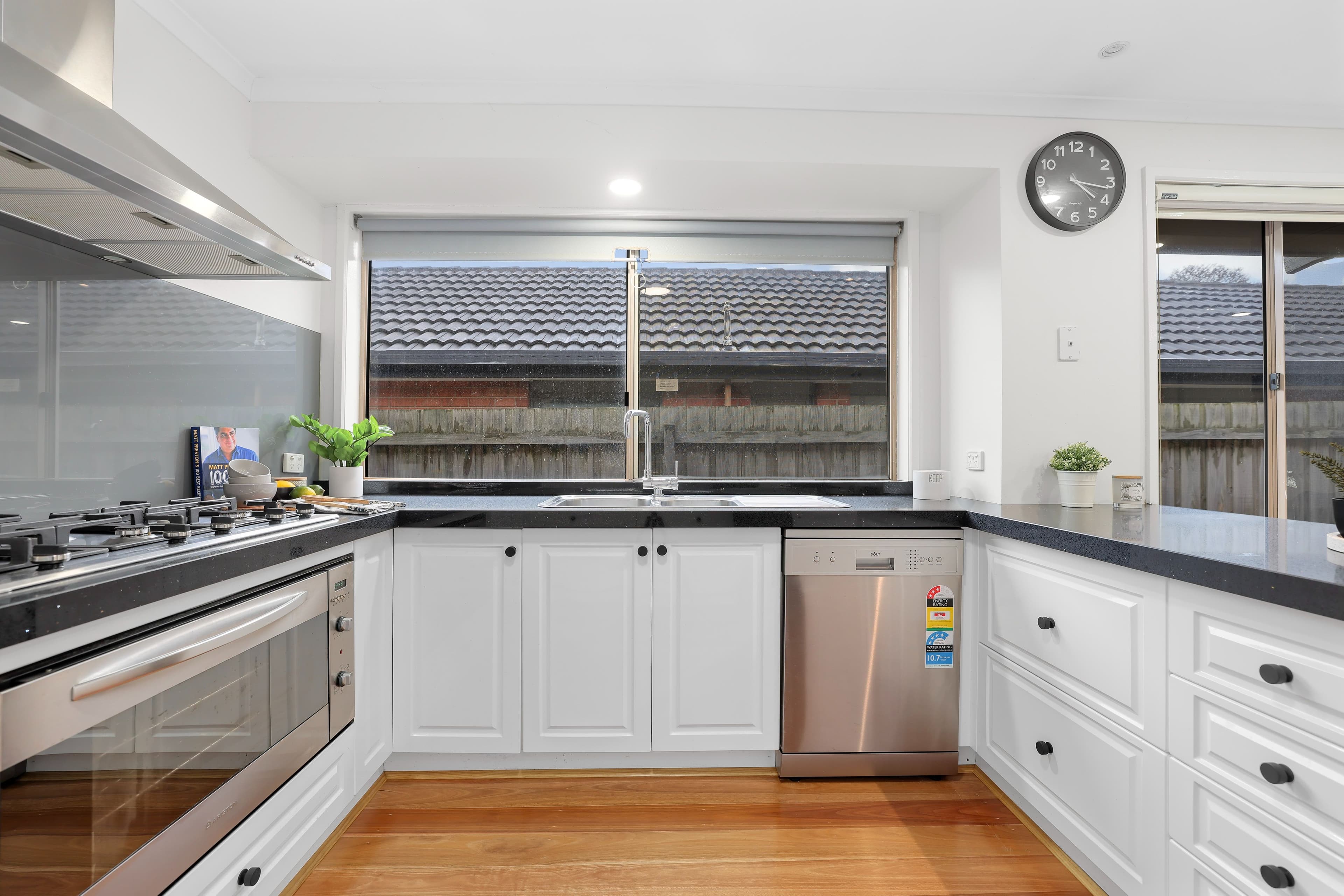 7 Louisa Court, Narre Warren VIC 3805, Narre Warren - Thumbnail 4