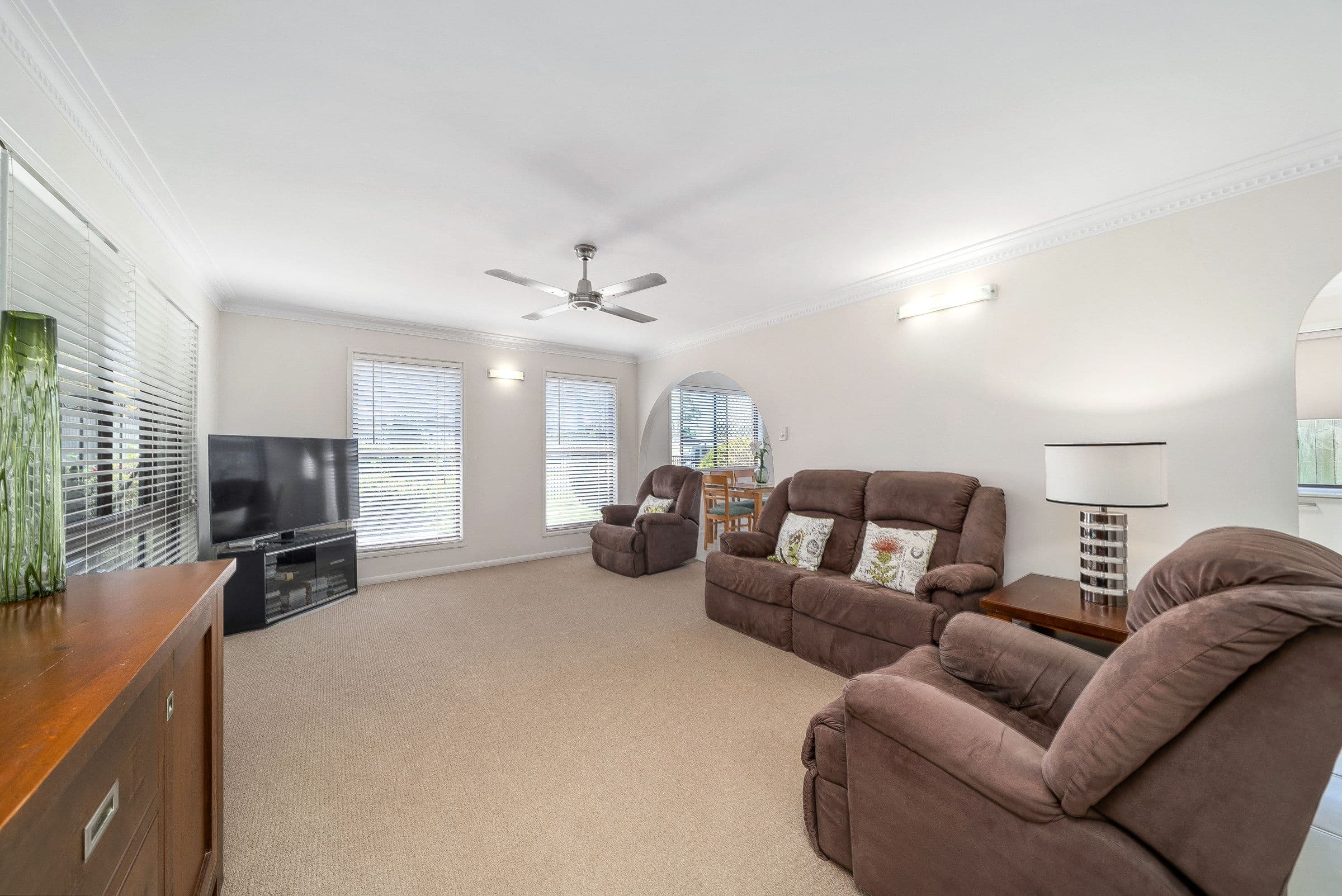11 Oakview Court, Kallangur QLD 4503, Kallangur - Thumbnail 6