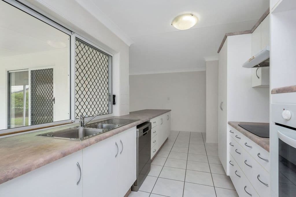120 Greenwood Drive, Kirwan QLD 4817, Kirwan - Thumbnail 3