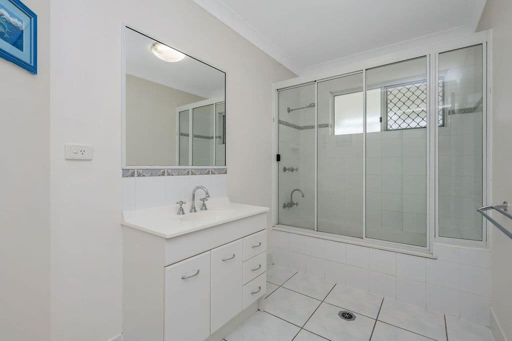 120 Greenwood Drive, Kirwan QLD 4817, Kirwan - Thumbnail 5
