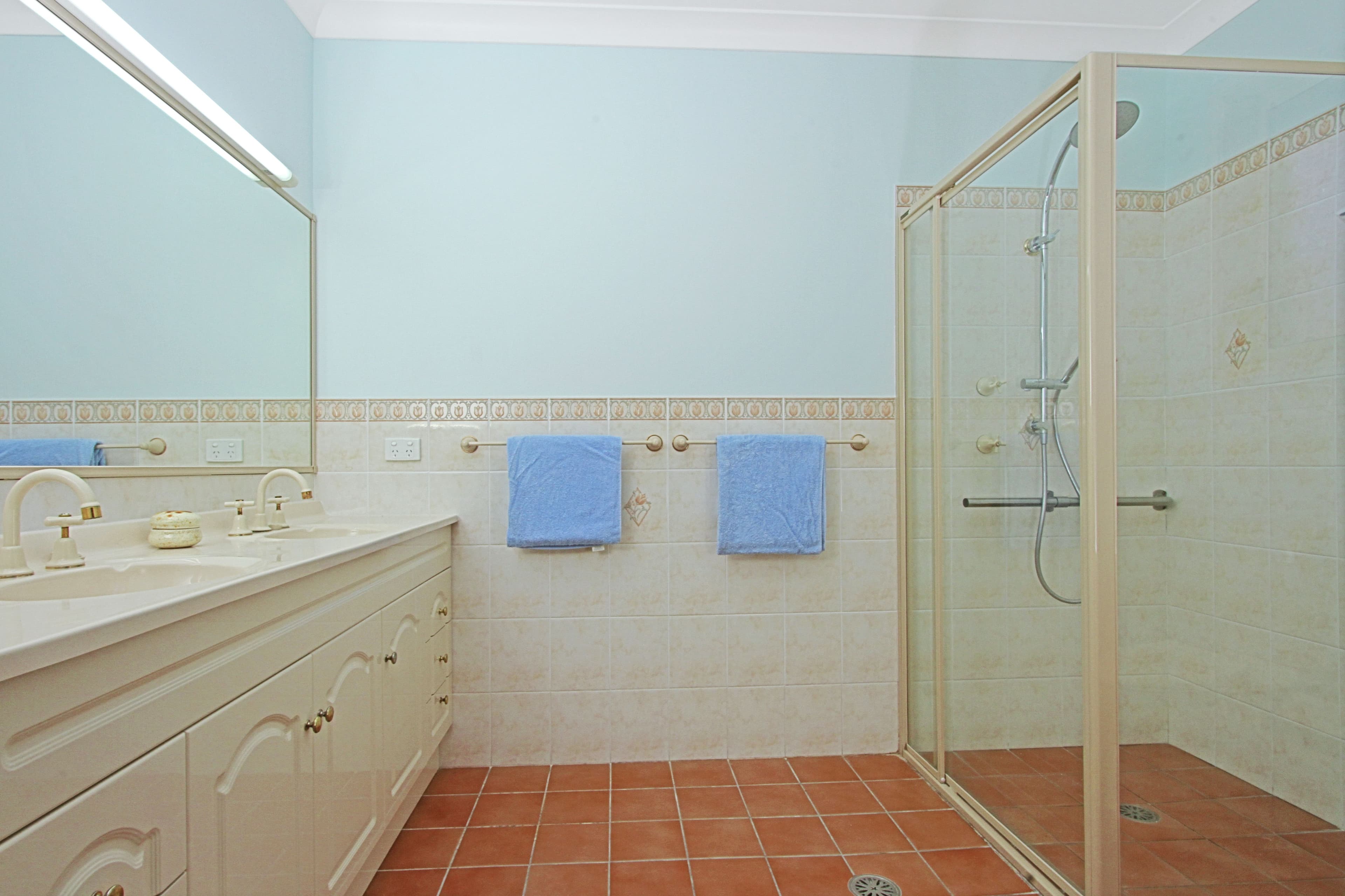 4 Wentworth Avenue, Sunshine Bay - Thumbnail 8