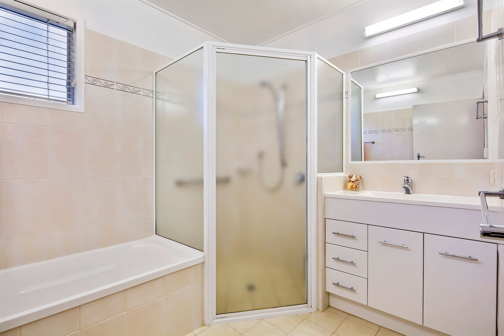 10 Amaroo Avenue, Nambour QLD 4560, Nambour - Thumbnail 6