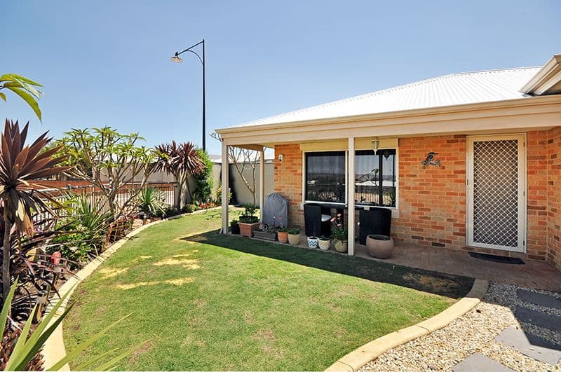 44 Brixton Crescent, Ellenbrook WA 6069, Ellenbrook - Thumbnail 3
