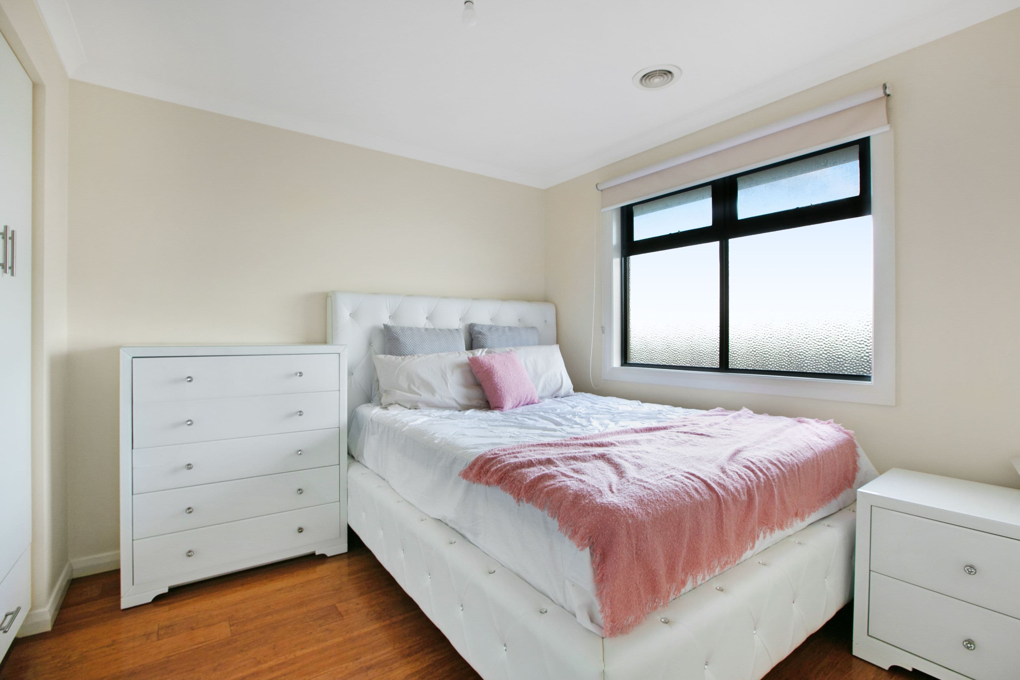 16 Charlton Crescent, Reservoir VIC 3073, Reservoir - Thumbnail 5