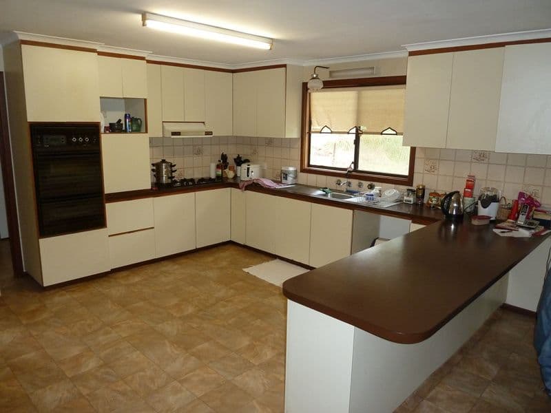 40 Blue Squill Drive, LOWER CHITTERING WA 6084, Lower Chittering - Thumbnail 5