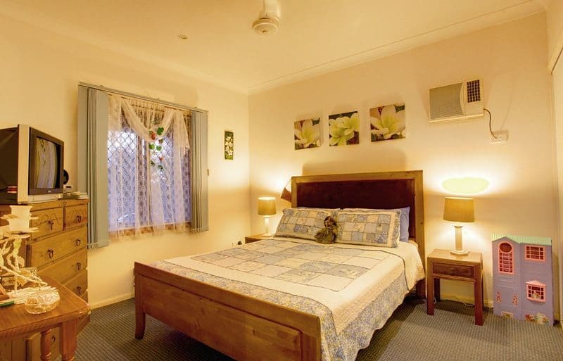 12 Warbler Crescent, DOUGLAS QLD 4814, Douglas - Thumbnail 3