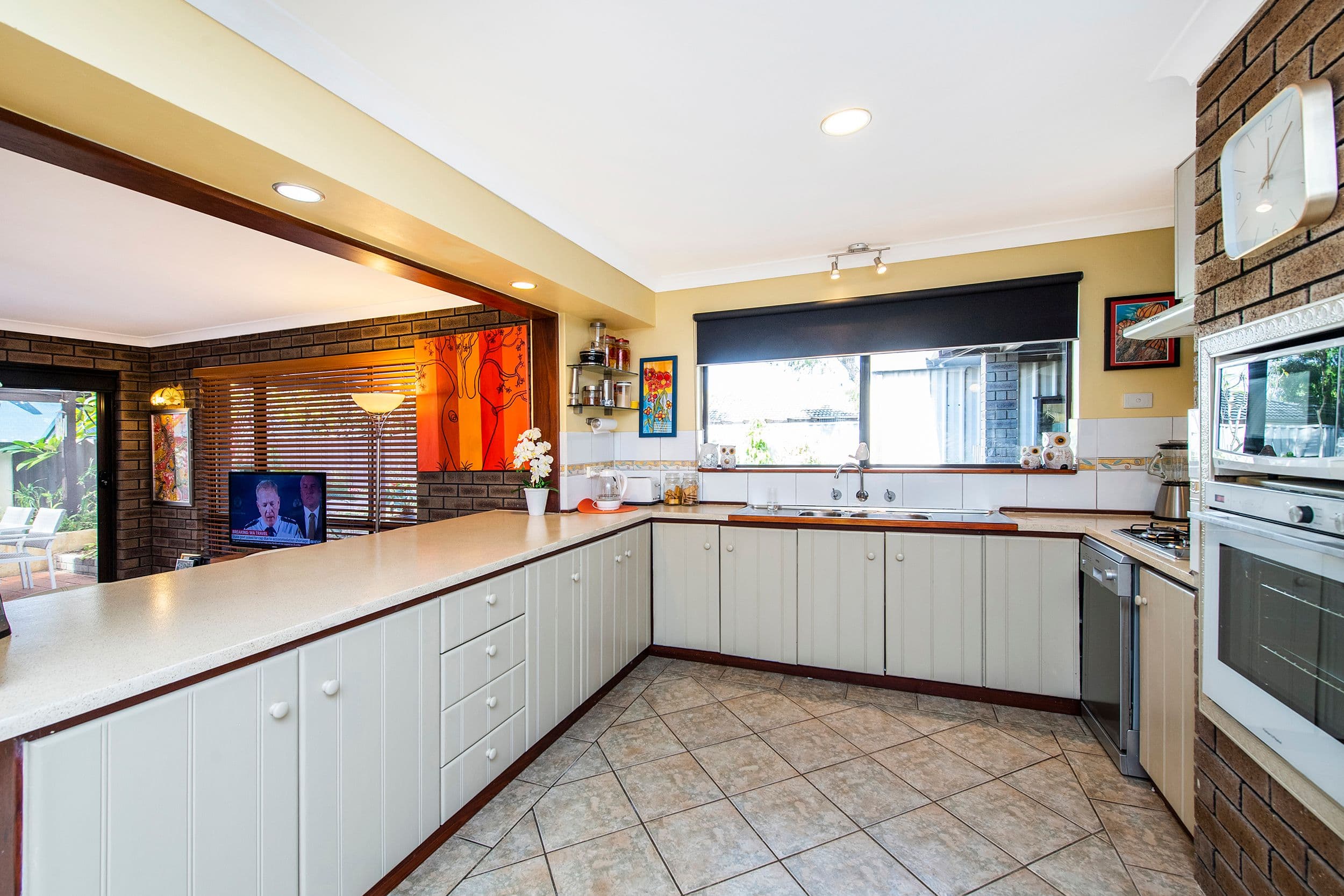 15 Dargin Way, Rockingham WA 6168, Rockingham - Thumbnail 7