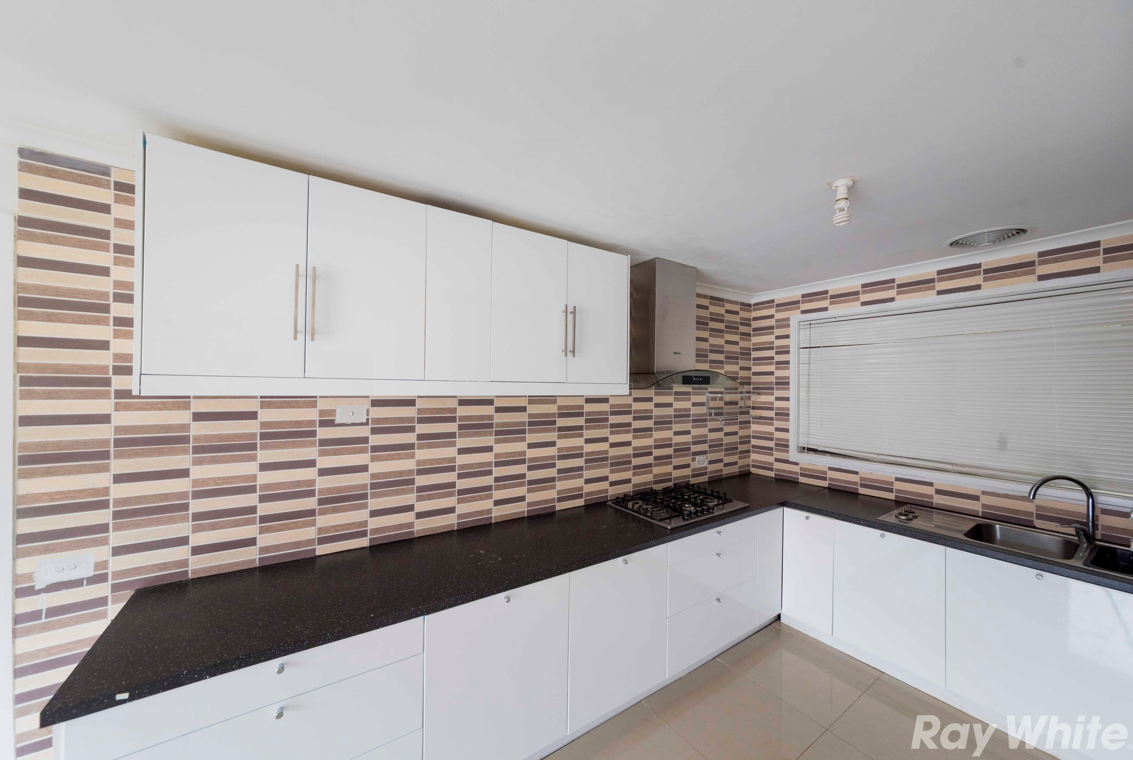 7 Rock Street, Werribee VIC 3030, Werribee - Thumbnail 3