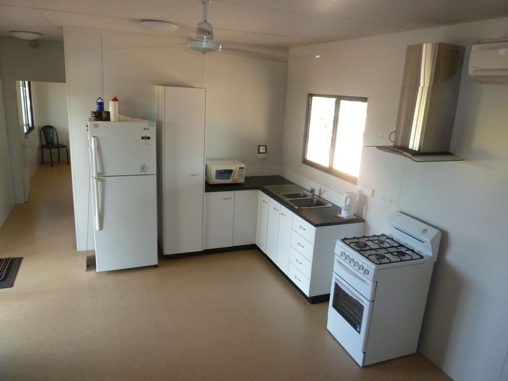120 Cummings Road, KATHERINE NT 0850, Katherine - Thumbnail 2
