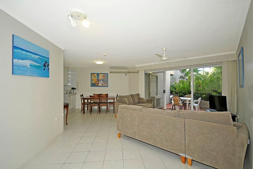 Apartment 30 "Markham Court" 36 Australia Avenue, Broadbeach QLD 4218, Broadbeach - Thumbnail 2