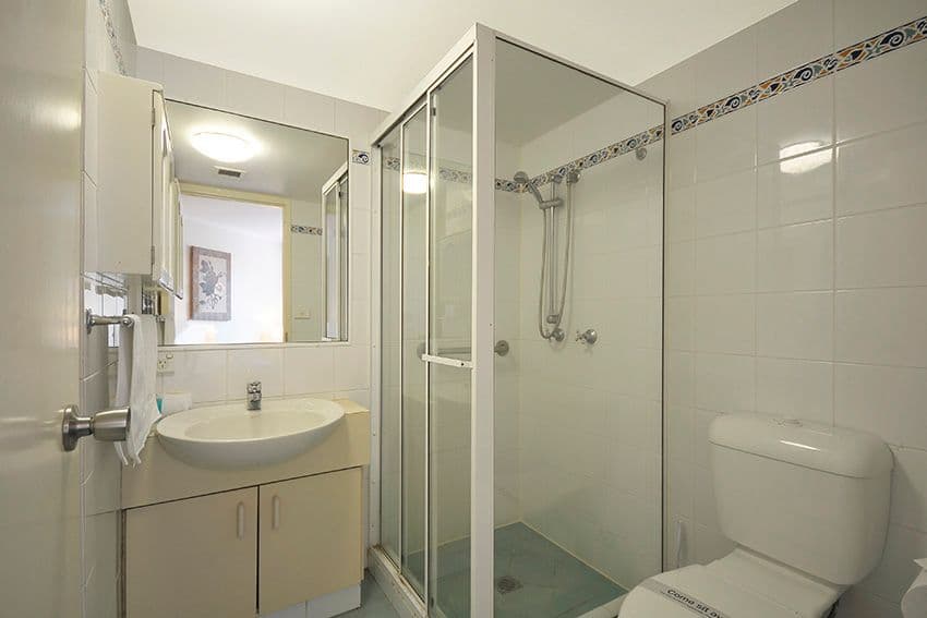 Apartment 30 "Markham Court" 36 Australia Avenue, Broadbeach QLD 4218, Broadbeach - Thumbnail 7