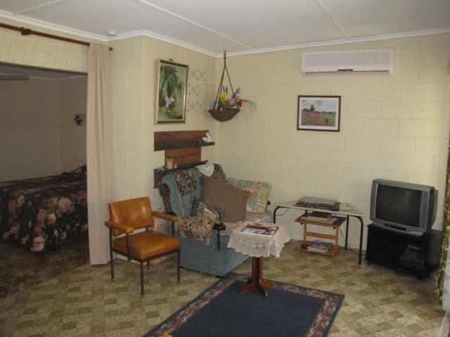 24 Queen Elizabeth Drive, BARMERA SA 5345, Barmera - Thumbnail 4