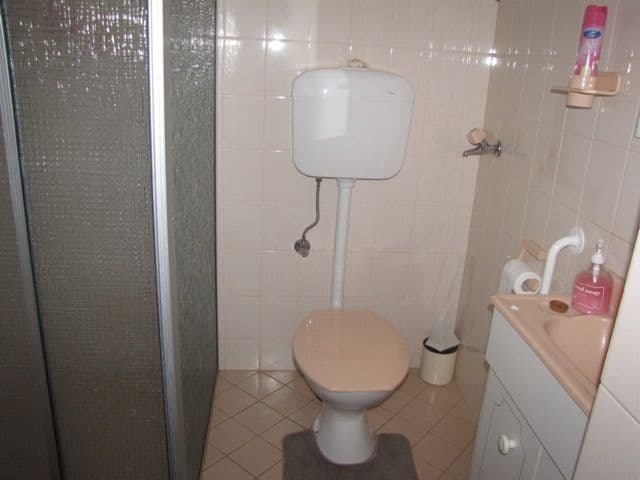 24 Queen Elizabeth Drive, BARMERA SA 5345, Barmera - Thumbnail 8