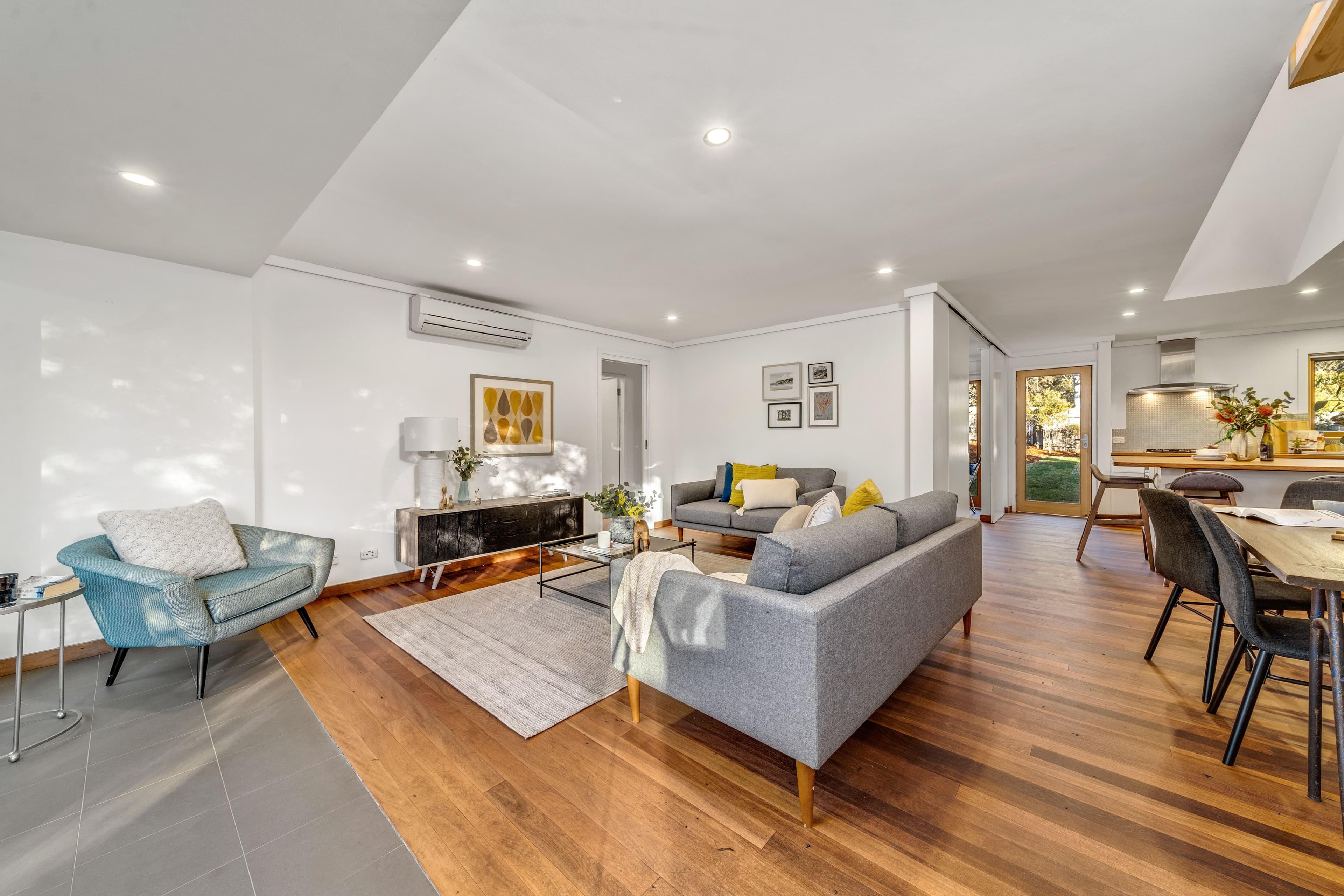 8 Dugdale Street, Cook ACT 2614, Cook - Thumbnail 3