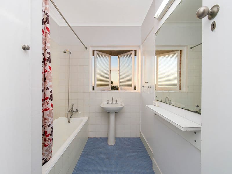19 Circe Street, HAMILTON QLD 4007, Hamilton - Thumbnail 6