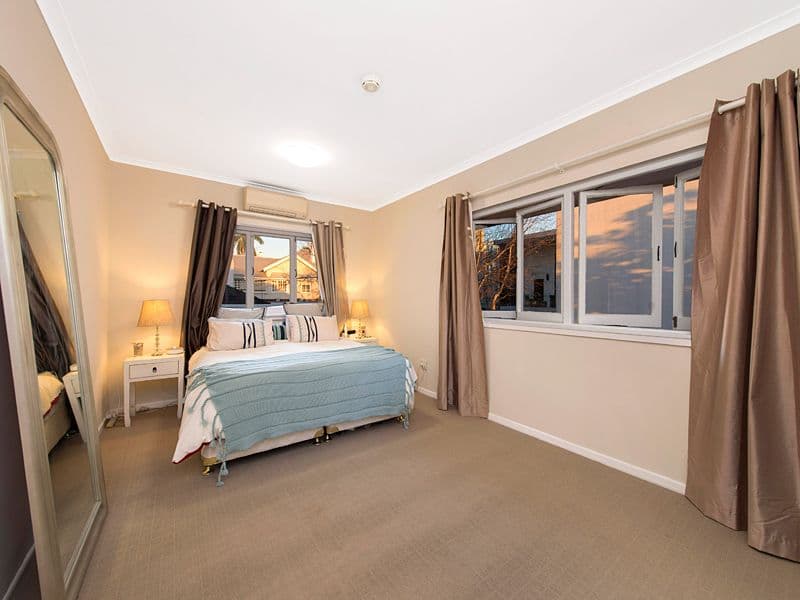 19 Circe Street, HAMILTON QLD 4007, Hamilton - Thumbnail 7