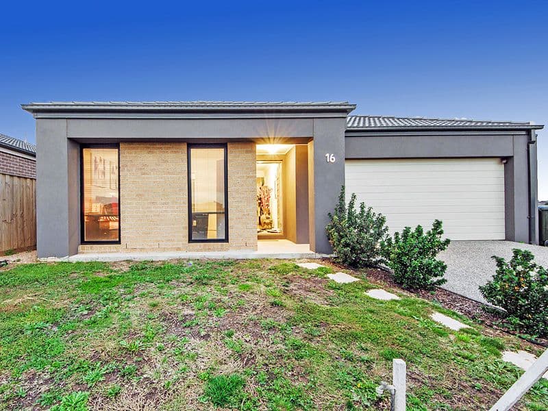 16 Mannikins Way, WILLIAMS LANDING VIC 3027, Williams Landing - Image 1