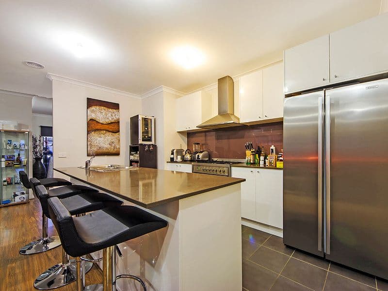 16 Mannikins Way, WILLIAMS LANDING VIC 3027, Williams Landing - Thumbnail 5