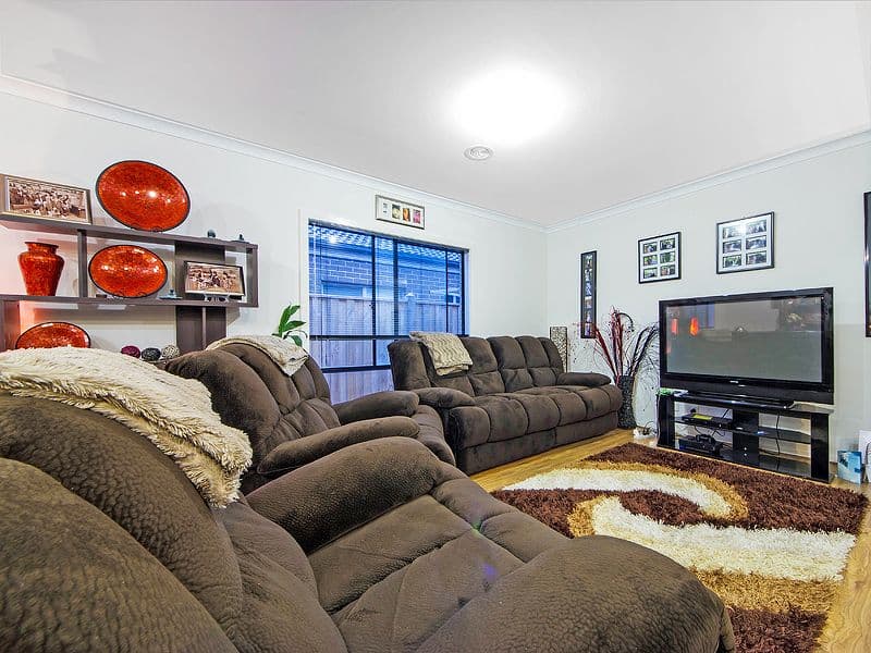 16 Mannikins Way, WILLIAMS LANDING VIC 3027, Williams Landing - Thumbnail 8