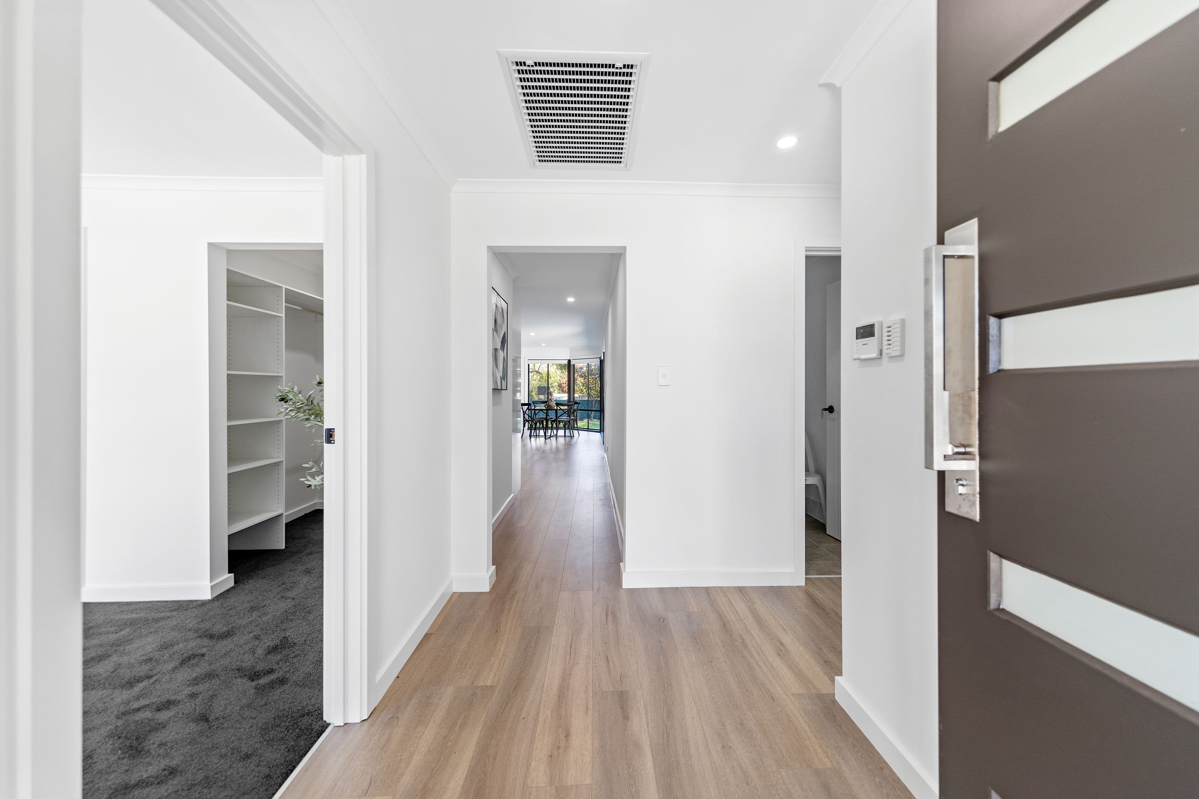 6 Amber Street, Salisbury East SA 5109, Salisbury East - Thumbnail 2