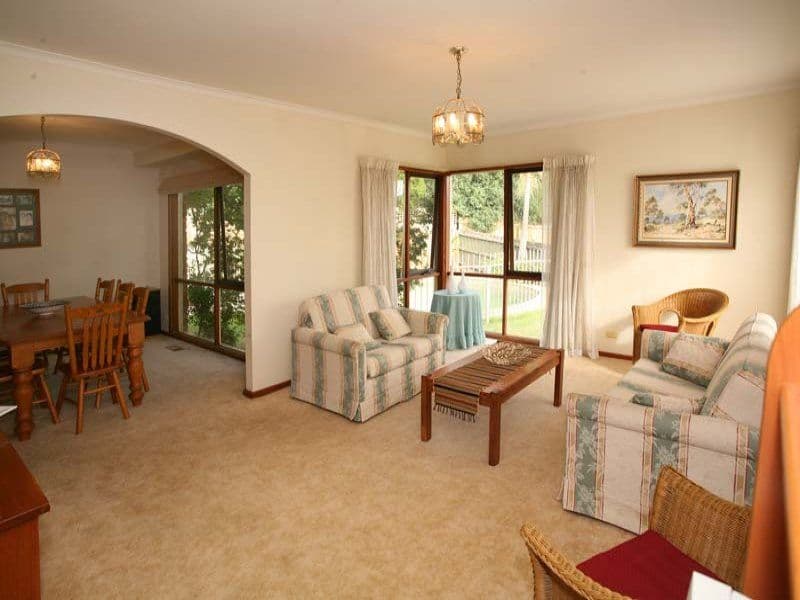 54 Torwood Avenue, GLEN WAVERLEY VIC 3150, Glen Waverley - Thumbnail 3