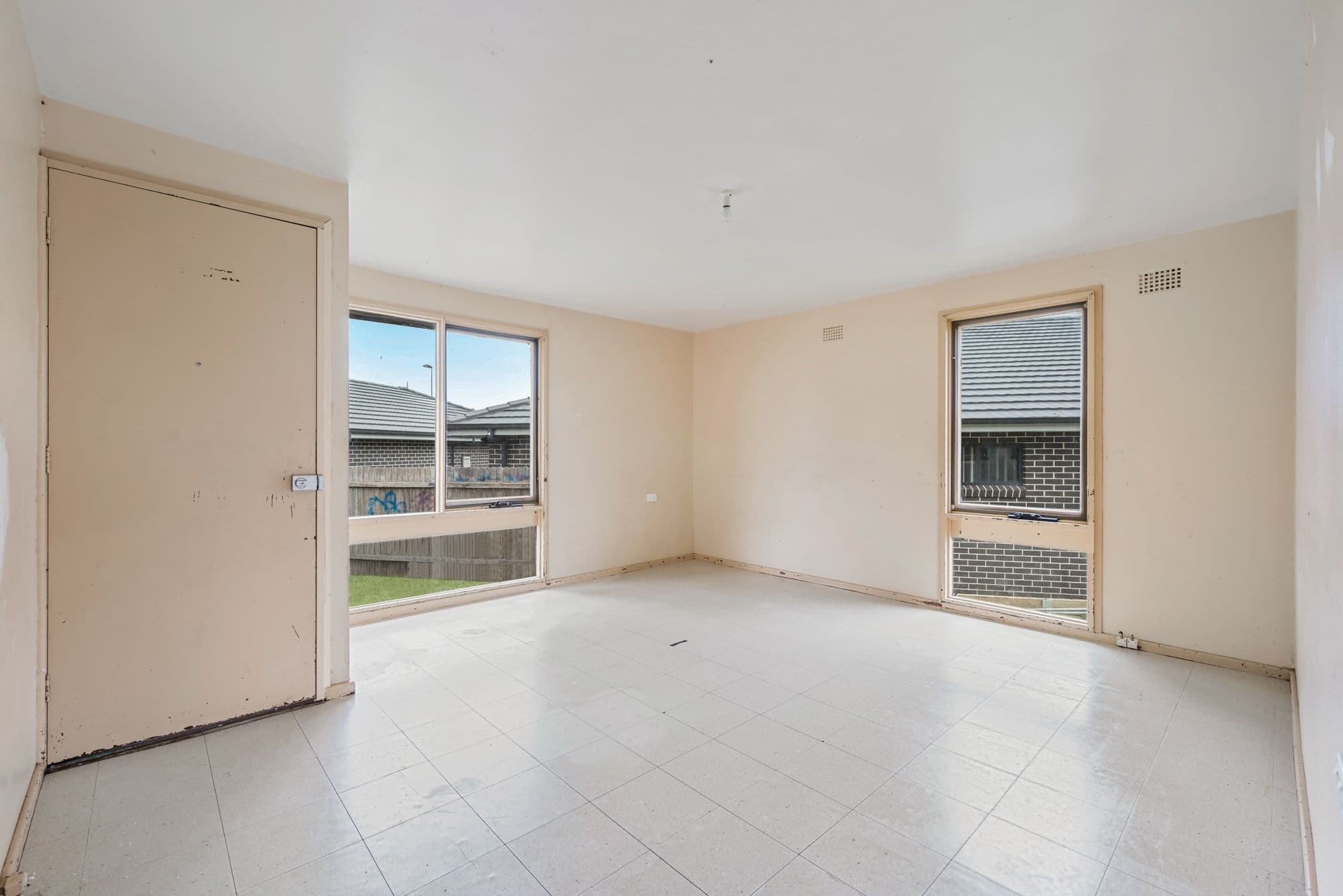 21 Rowley Place, Airds NSW 2560, Airds - Thumbnail 2